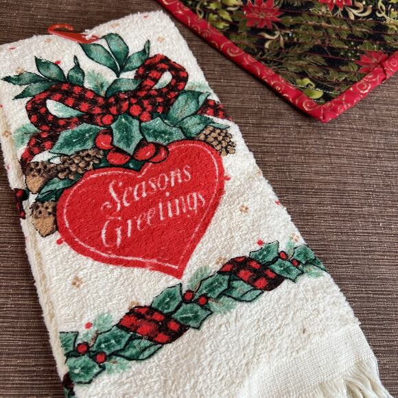 Vintage NOS Christmas Kitchen Towels and Hot Pad-Unused Holiday Set – Grannycore - Picture 4 of 5